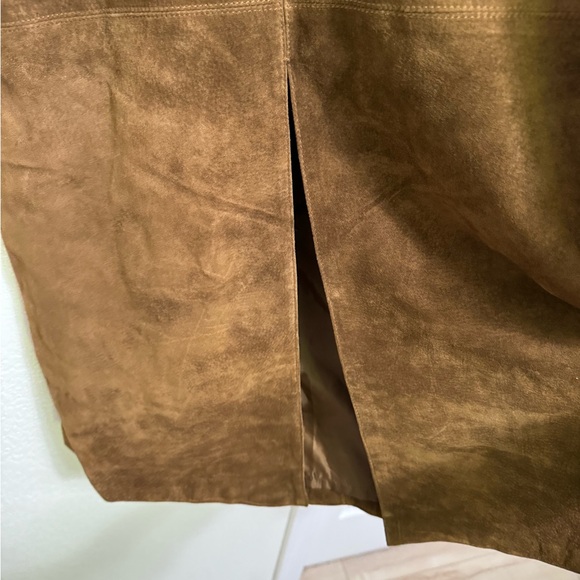 100 percent leather skirt - Picture 4 of 8